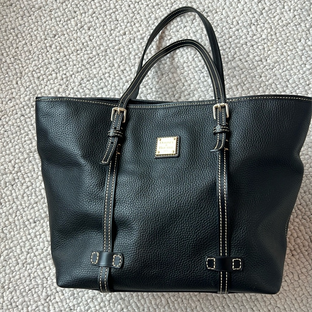 DOONEY & BOURKE Black Tote Shoulder bag